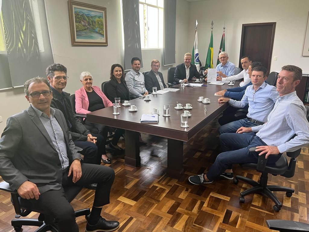 Agência de Desenvolvimento Regional do Sudoeste tem agenda de visitas a Curitiba